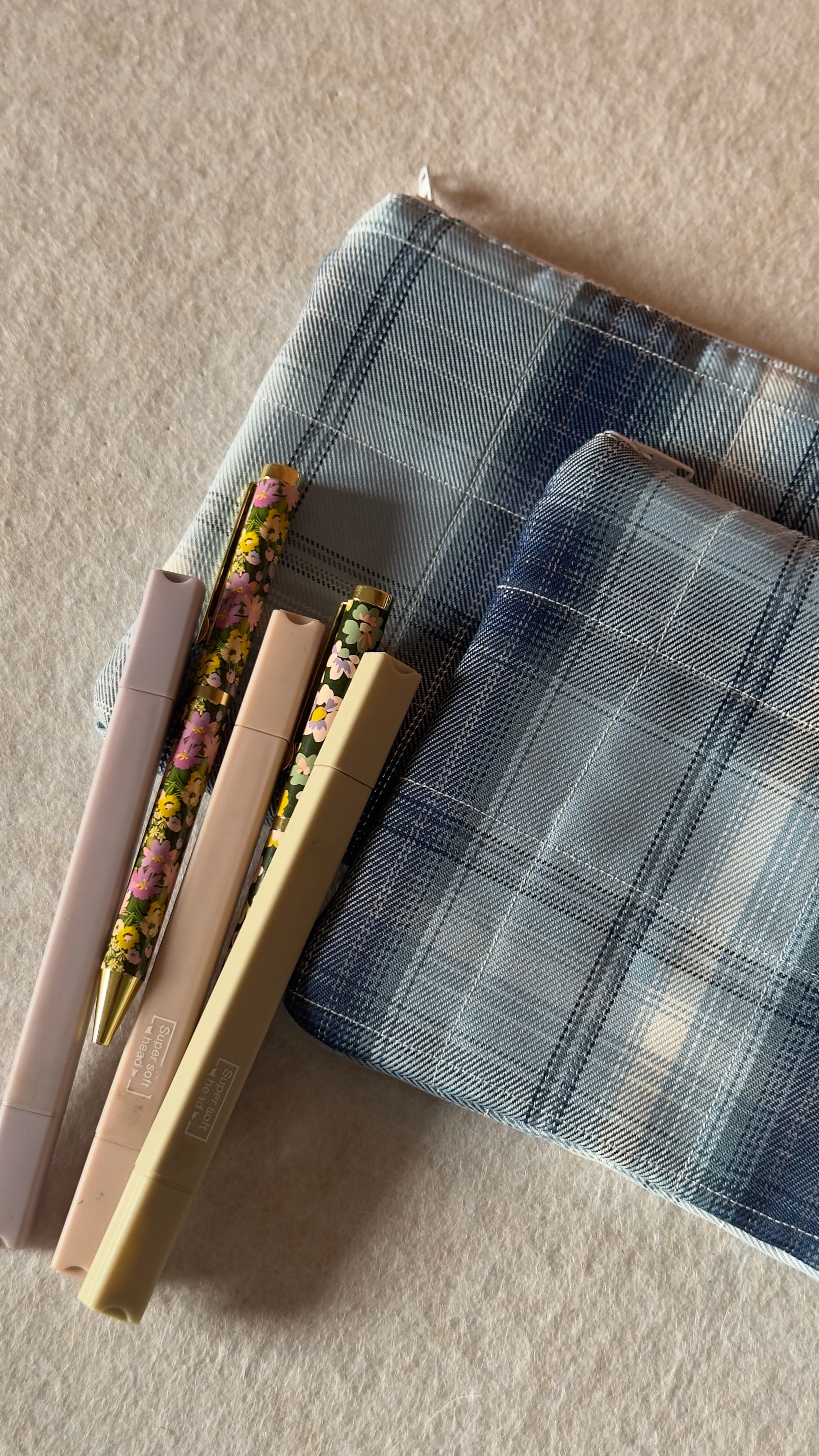 Flat pouch