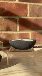 Sandalwood Trove candle