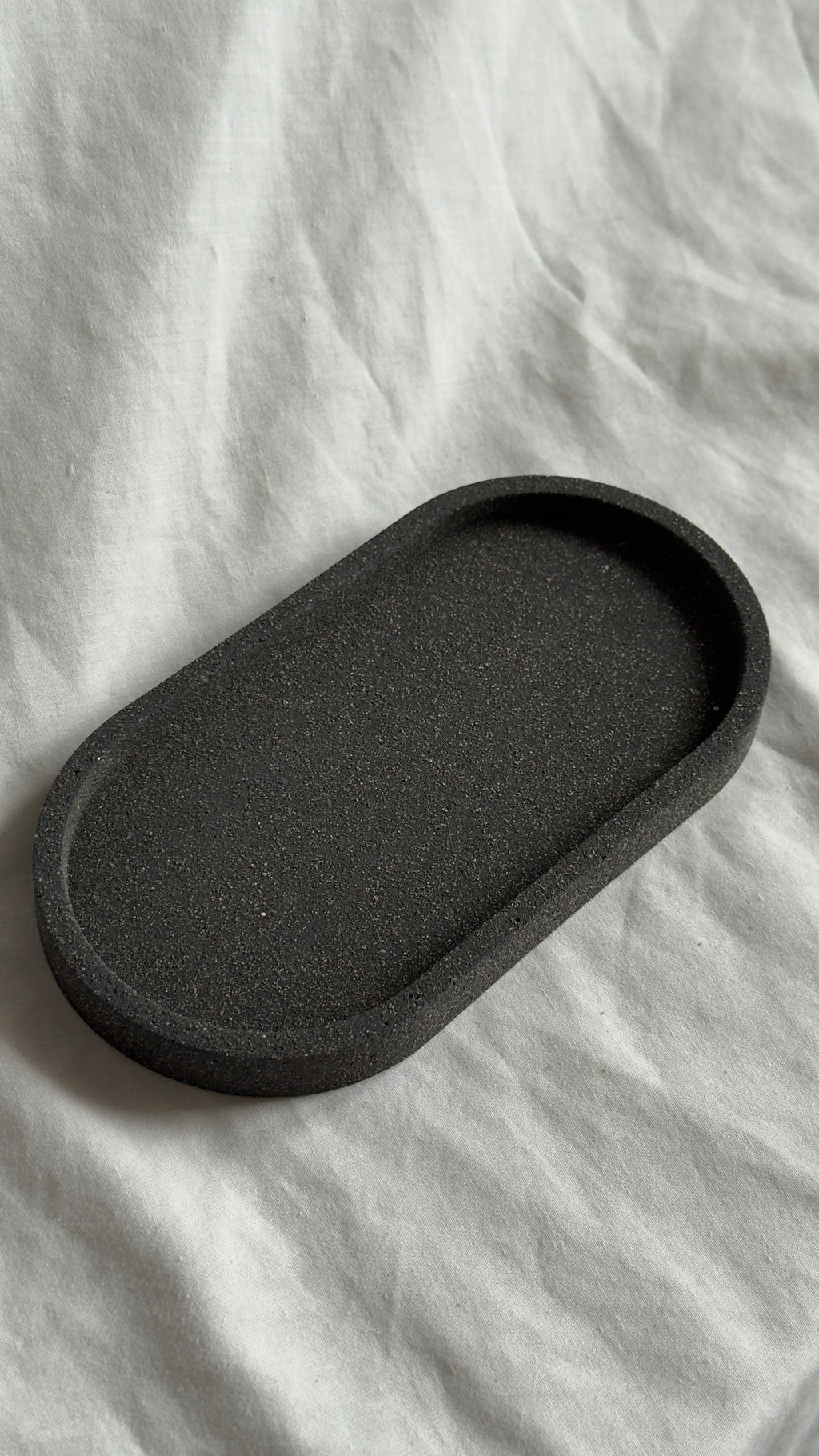 Ovale Steinschale