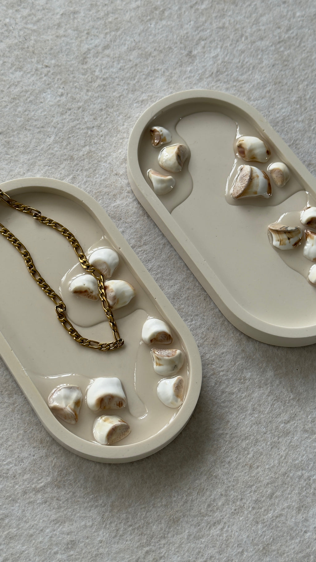 Oval Shell