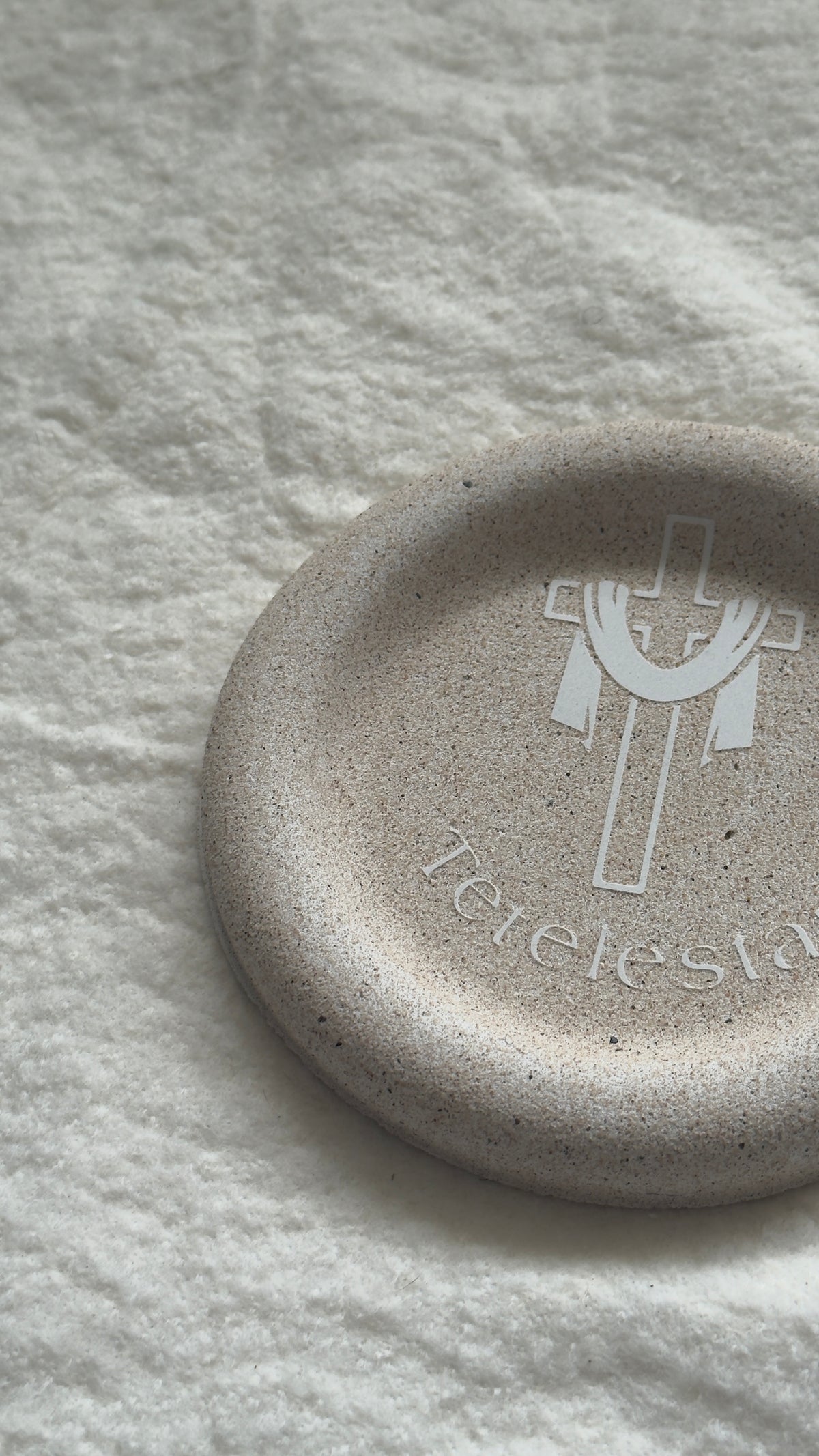 Hollow Tray - Ivory